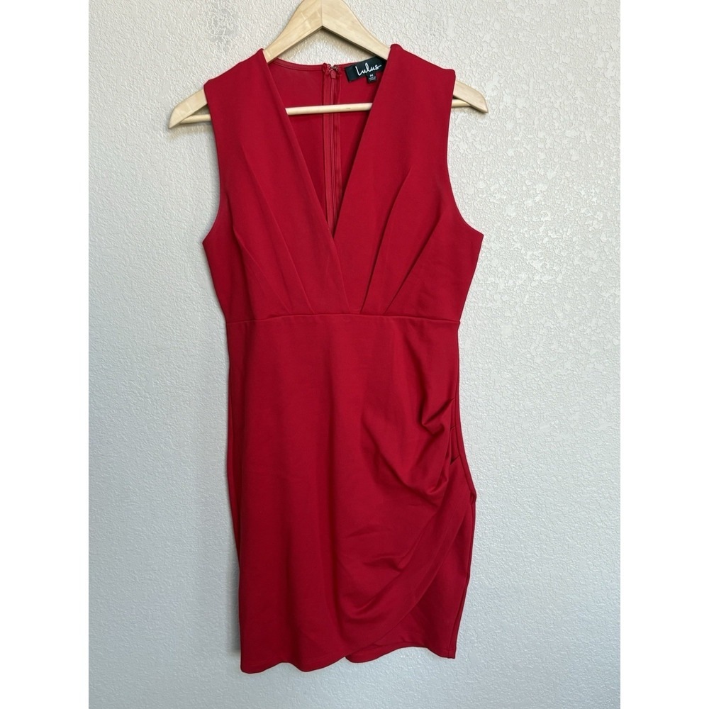 Lulus Cocktail Hour Red Wrap Bodycon Dress Ruched Size Medium Party Bold - Picture 3 of 9